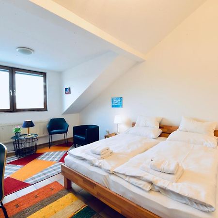 Charming Attic Apartment Near Messe Wien And Center Экстерьер фото