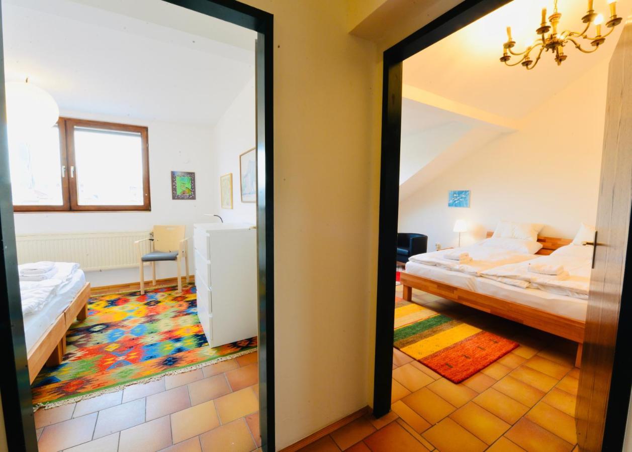 Charming Attic Apartment Near Messe Wien And Center Экстерьер фото